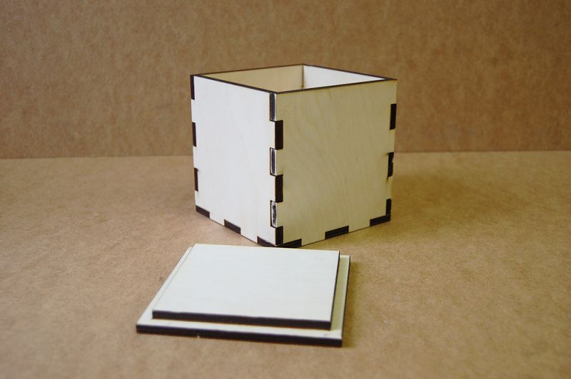 Шкатулка